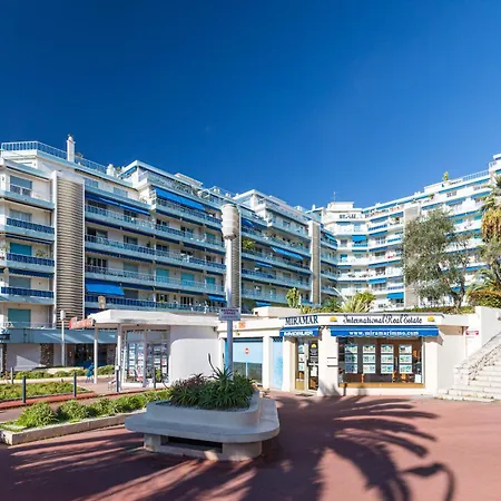 Franck Pilatte - Parking, Wifi, Ac, 3pers Lägenhet *