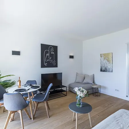 דירה Franck Pilatte - Parking, Wifi, Ac, 3pers ניס